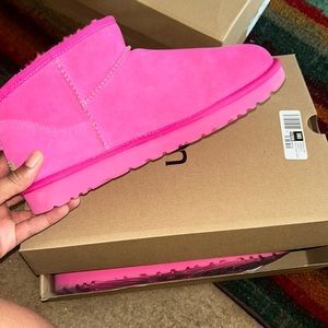Classic ultra mini Ugg boots